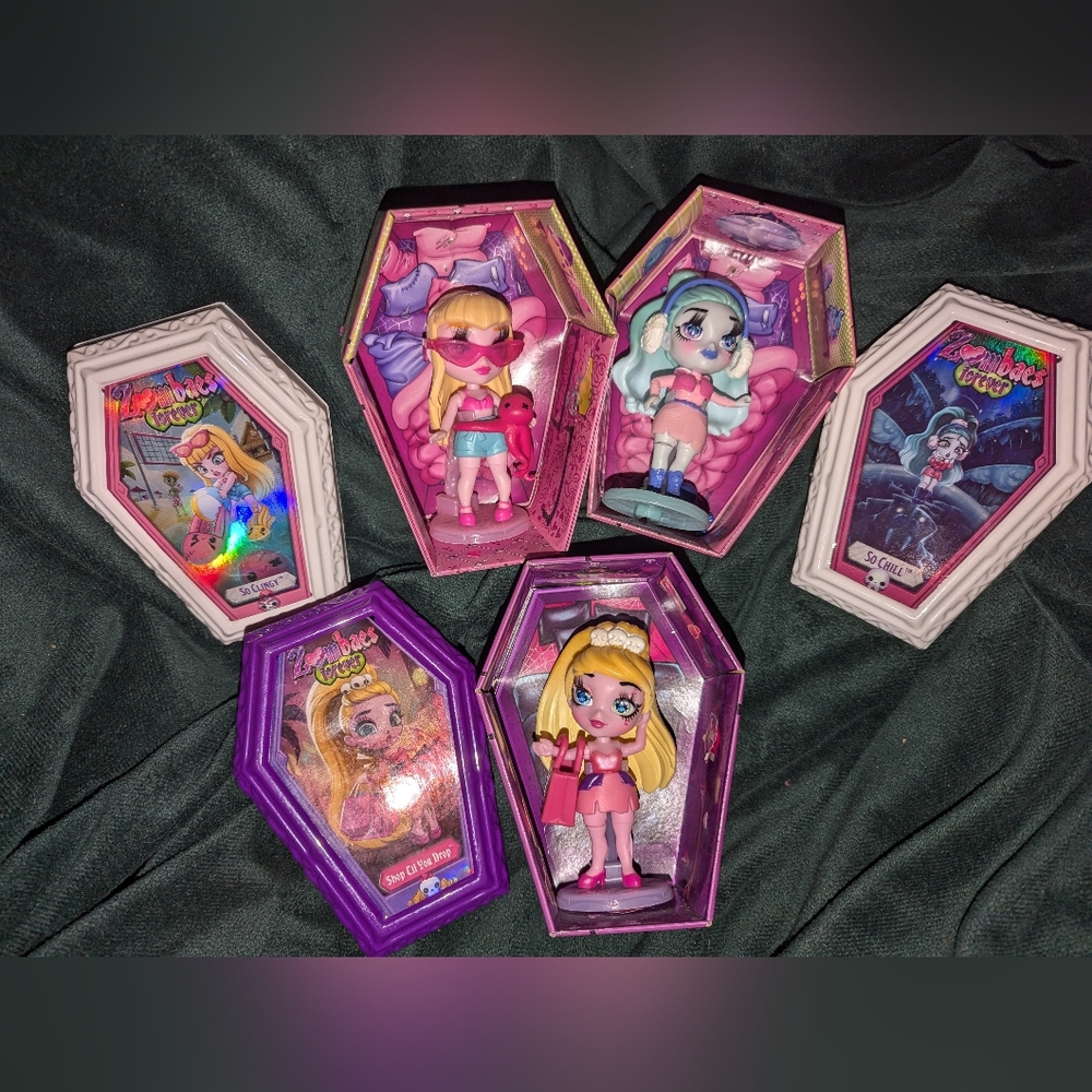 Zombaes forever dolls